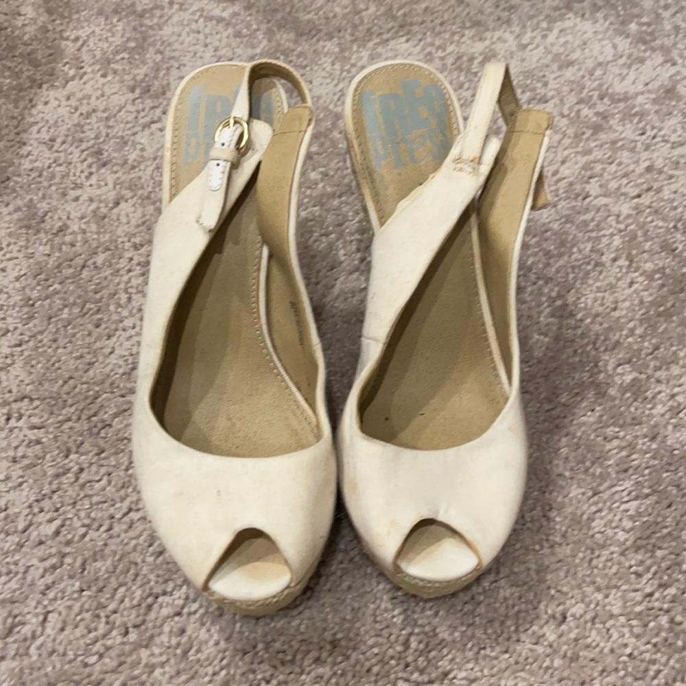 Wedge sandals